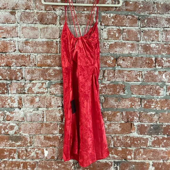 ❤️🥂Lulu’s Prosecco Toasts Red Floral Jacquard Mini Dress - XS 🥂❤️ - Picture 10 of 14